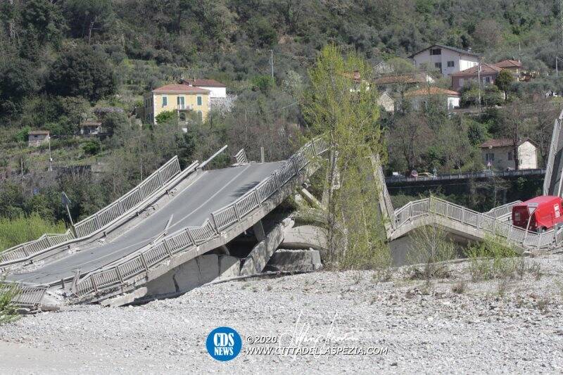 Crollo ponte Albiano i soccorsi e il ponte