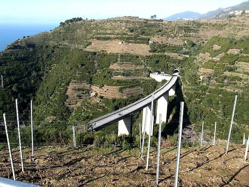 Il viadotto Campertone