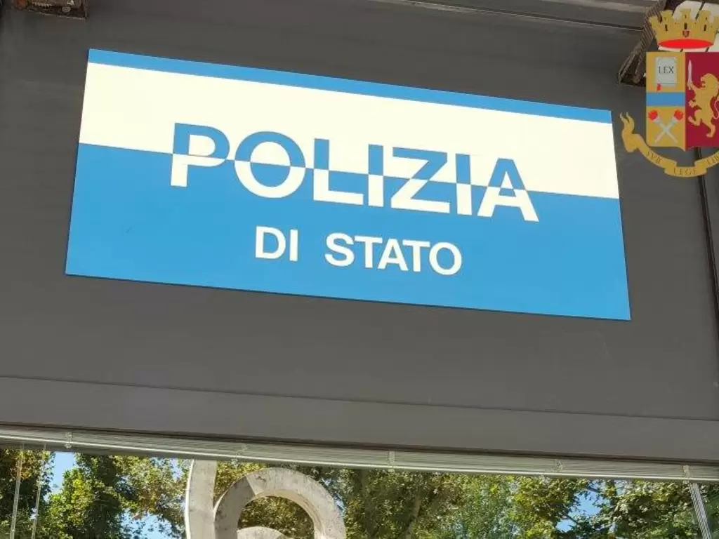 Mercoledì le celebrazioni per il 171° anniversario della fondazione della  Polizia di Stato - Città della Spezia