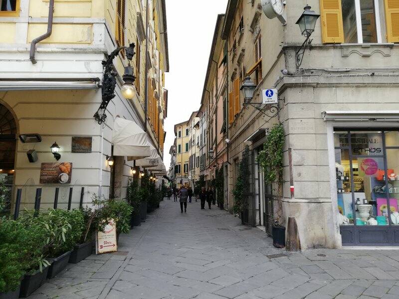 Via Mazzini, Sarzana