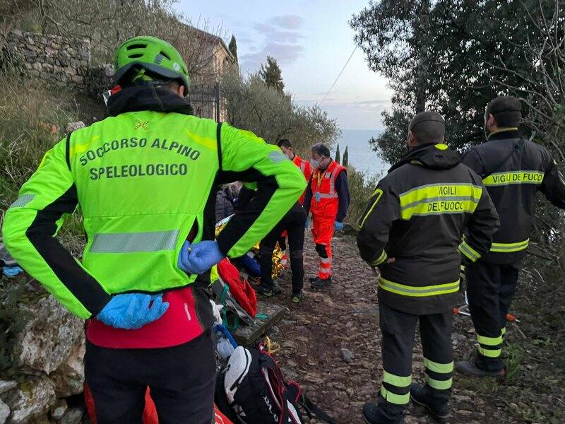 Soccorritori in azione sui sentieri