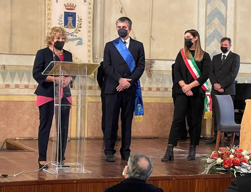 Benemerenze civiche, cerimonia in Sala Dante (foto dal profilo del vice sindaco Giulia Giorgi)