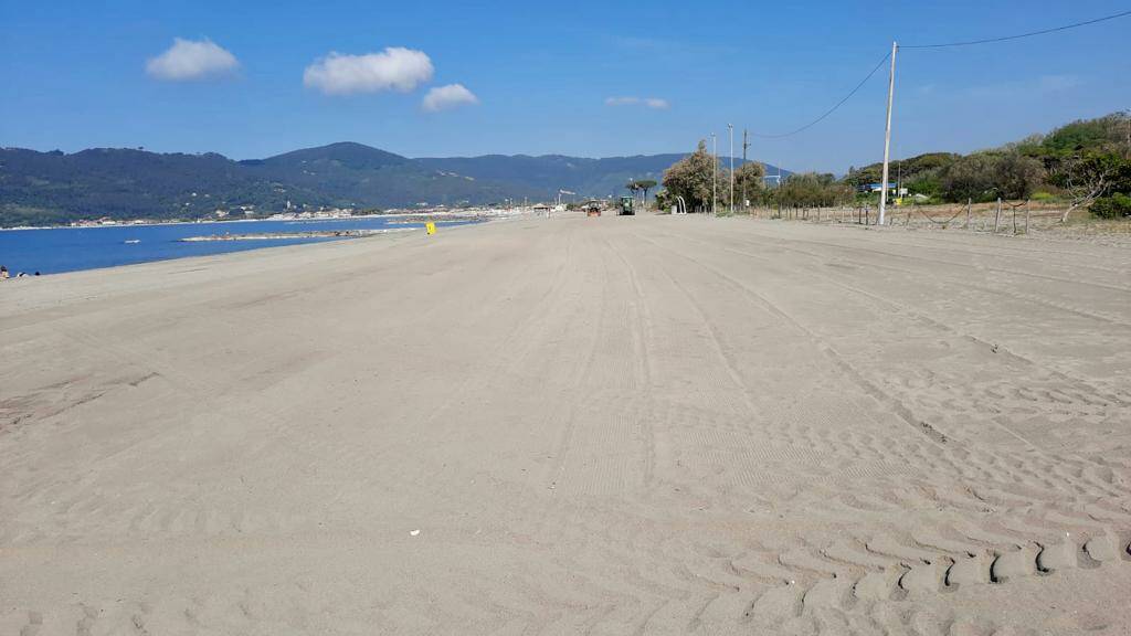 Spiaggia libera di Marinella