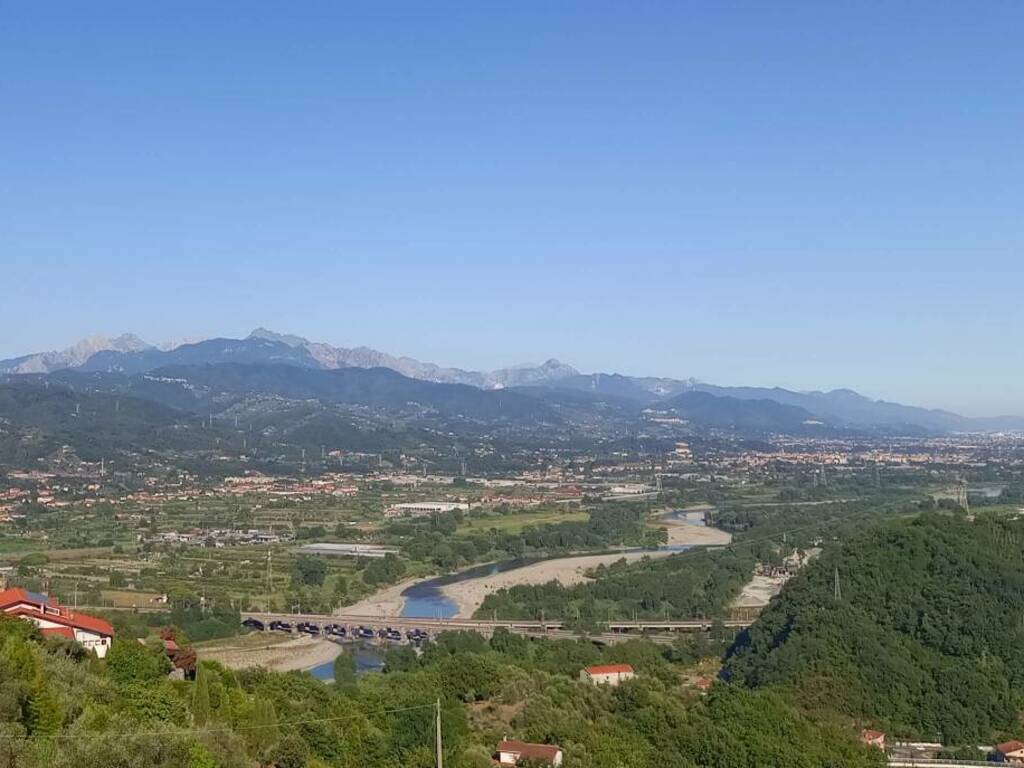 Val di Magra vista da Vezzano