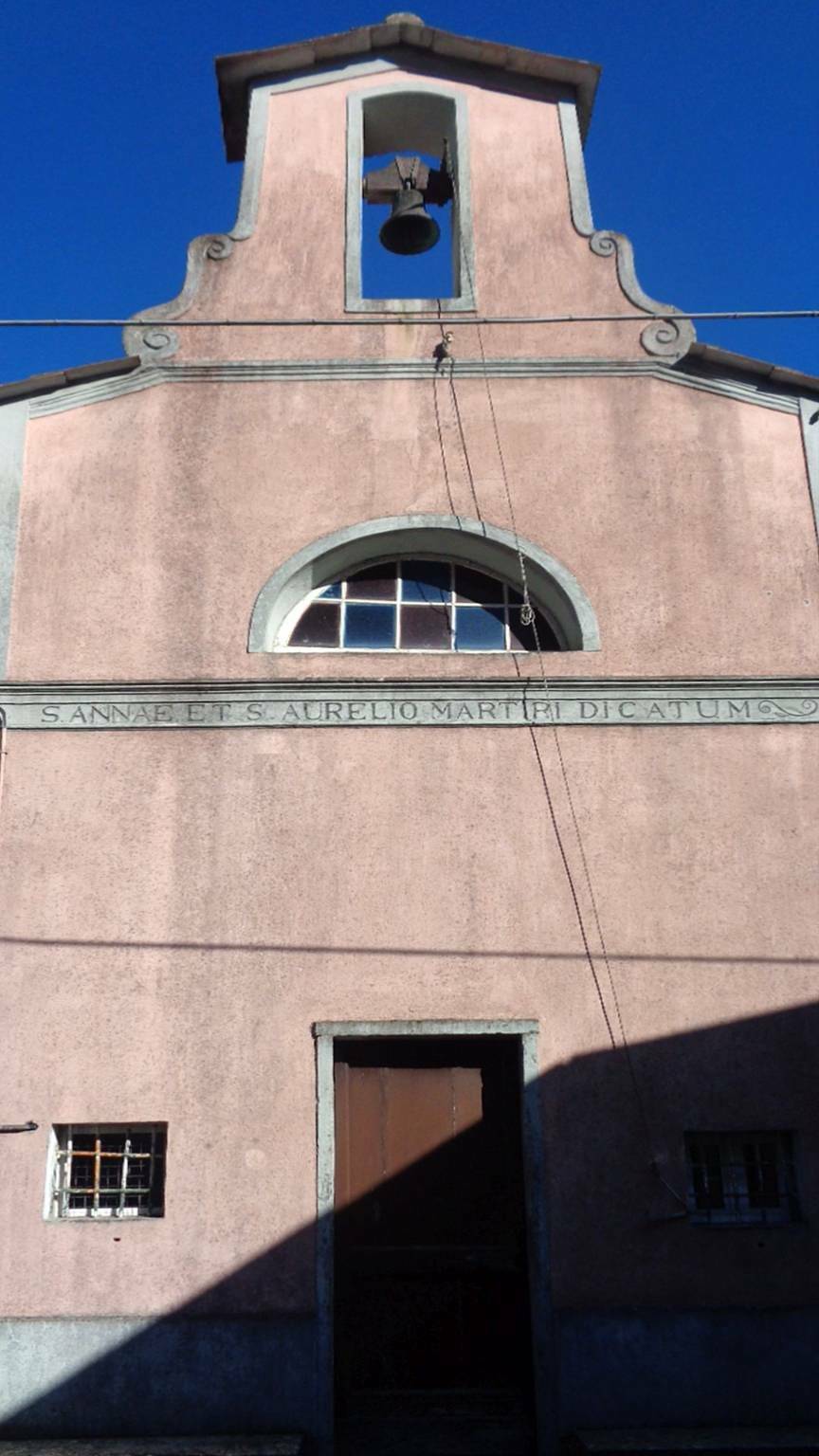 Carrodano, la chiesa di Sant'Anna e Sant'Aurelio alle Ferriere (2022) (foto Giorgio Pagano)