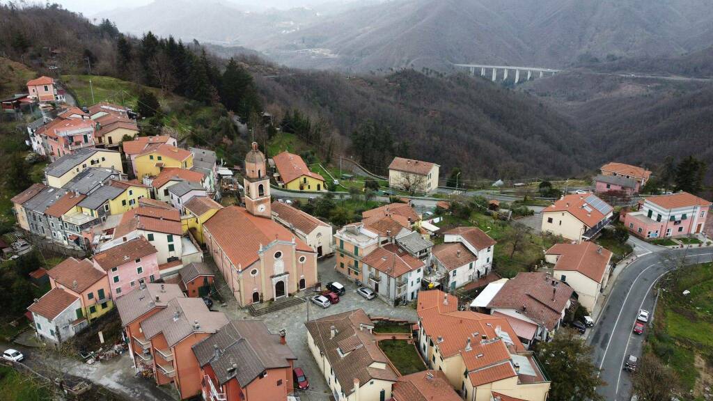 Carrodano, veduta di Mattarana (2022)  (foto Silvano Baretta)