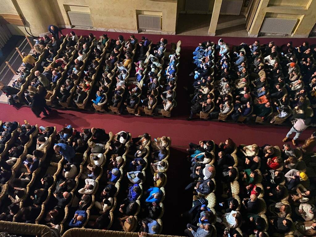 Pubblico al Teatro Civico