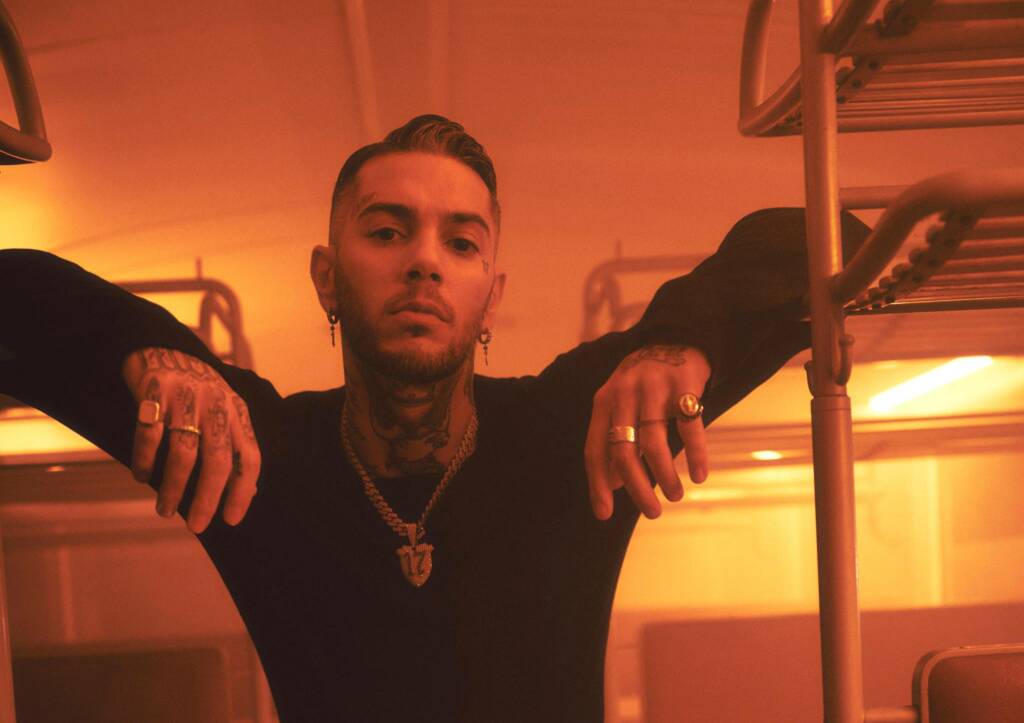 EMIS KILLA & JAKE LA FURIA; L' album “17” fuori il 18 settembre