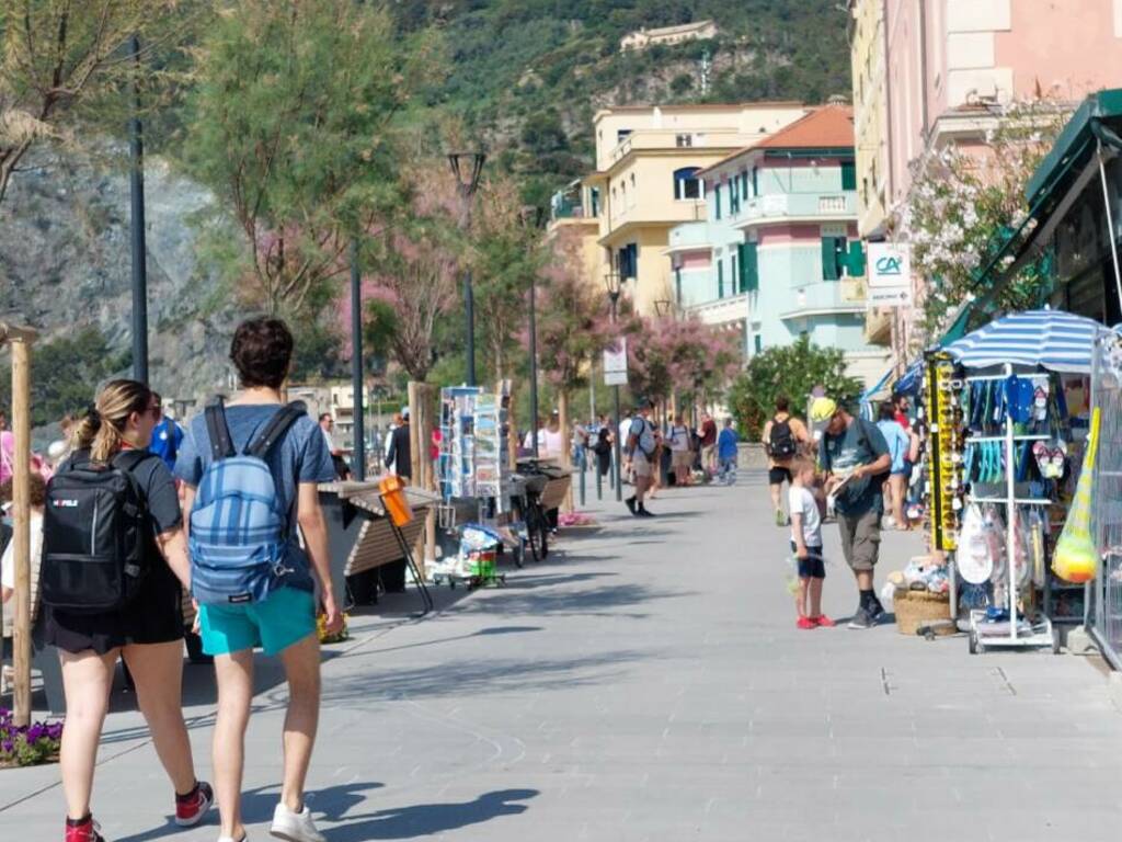 Turisti alle Cinque Terre