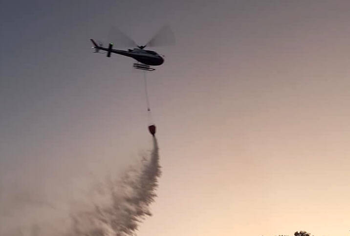 Elicottero antincendio boschivo