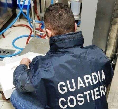 Guardia costiera igiene alimentare