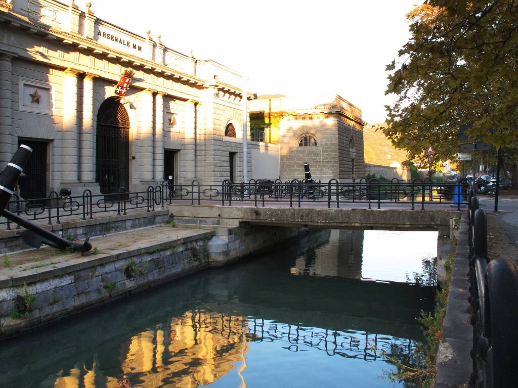 La Spezia, ingresso principale dell'Arsenale Militare (2011) (foto Giorgio Pagano)