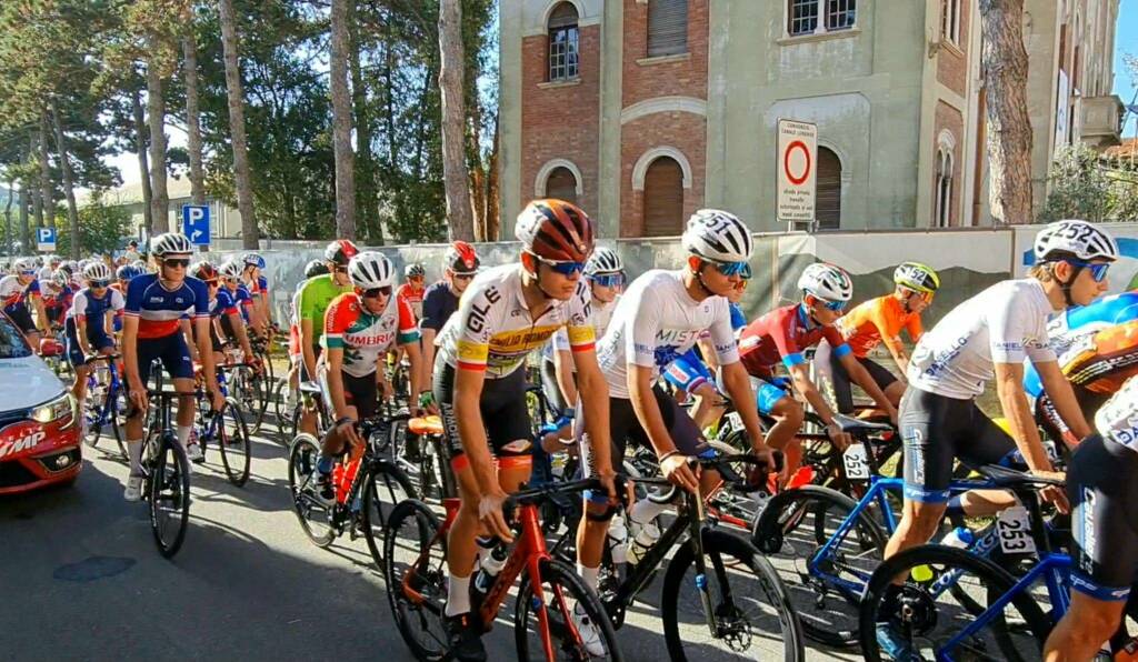 Partenza Giro della Lunigiana dal Canale Lunense