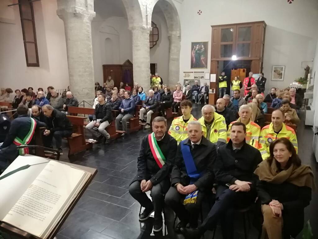 Fiaccolata e messa per ricordare le vittime dell'alluvione del 2011