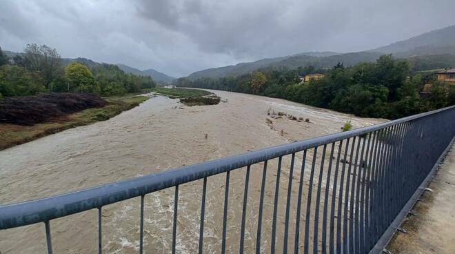 Fiume Magra in piena 