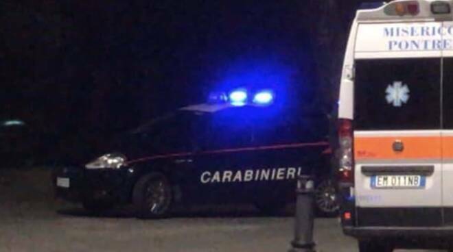 Carabinieri e ambulanza