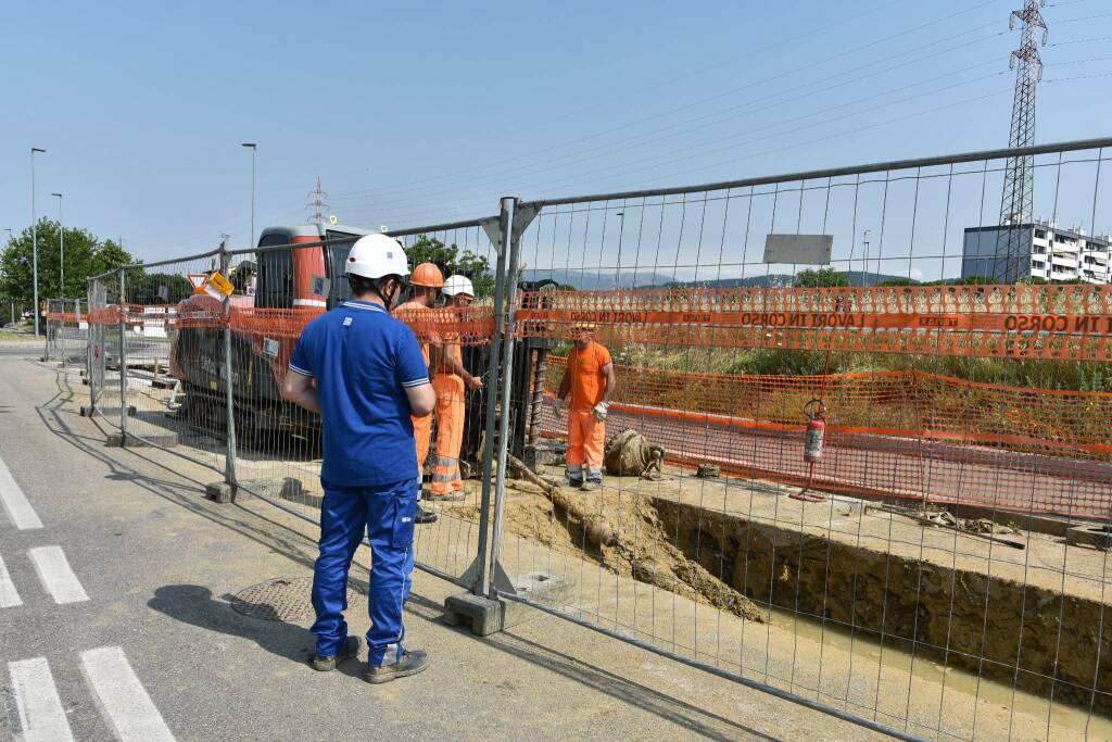 Lavori per interramento dei cavi di Terna