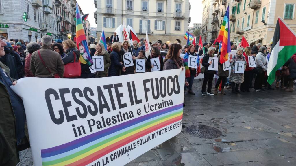 La manifestazione per la pace in Ucraina e Palestina