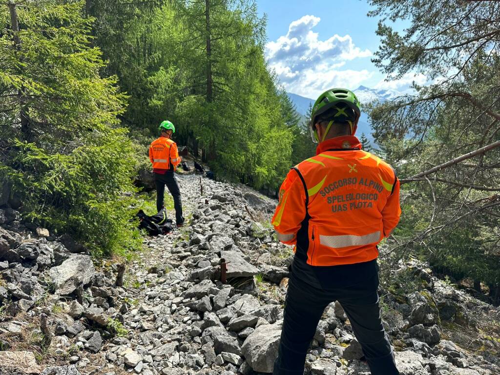 Operatori di droni del Soccorso Alpino