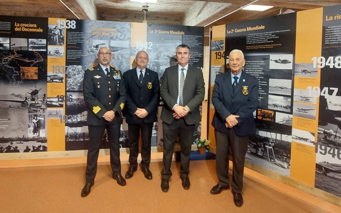 Un secolo di Aeronautica Militare in mostra dalla sede delle