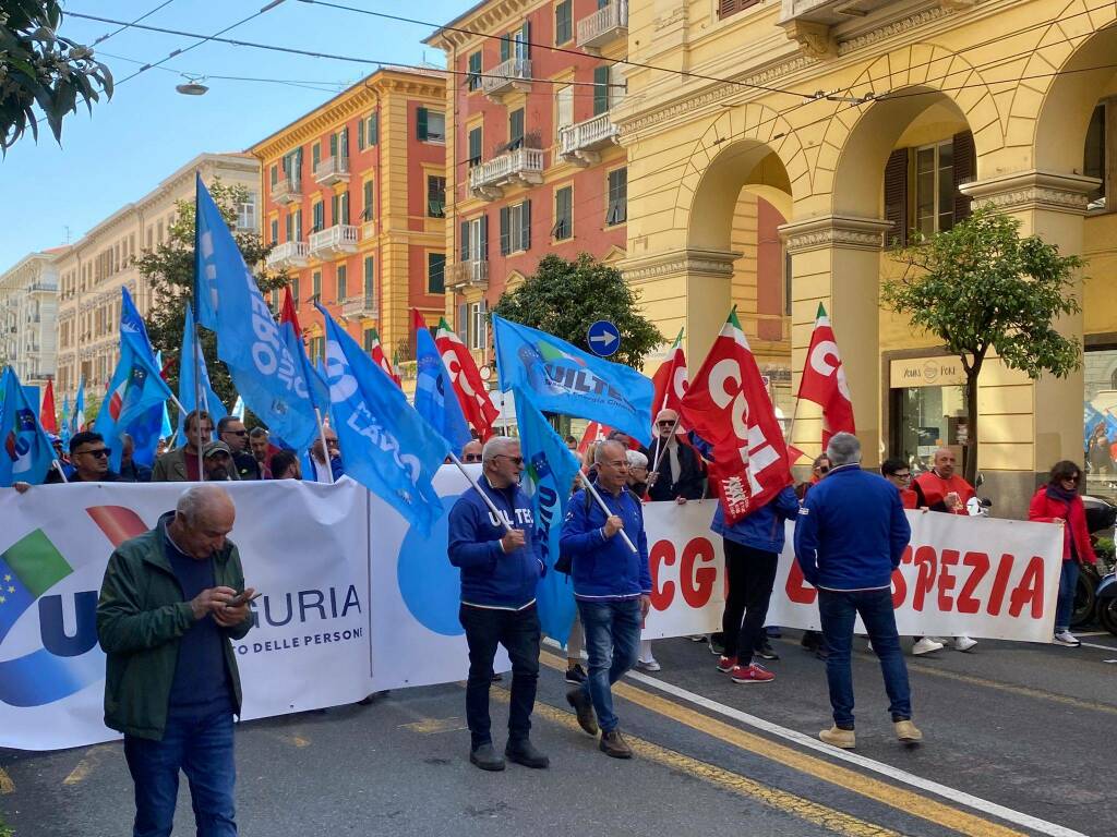 Corteo basta morti sul lavoro