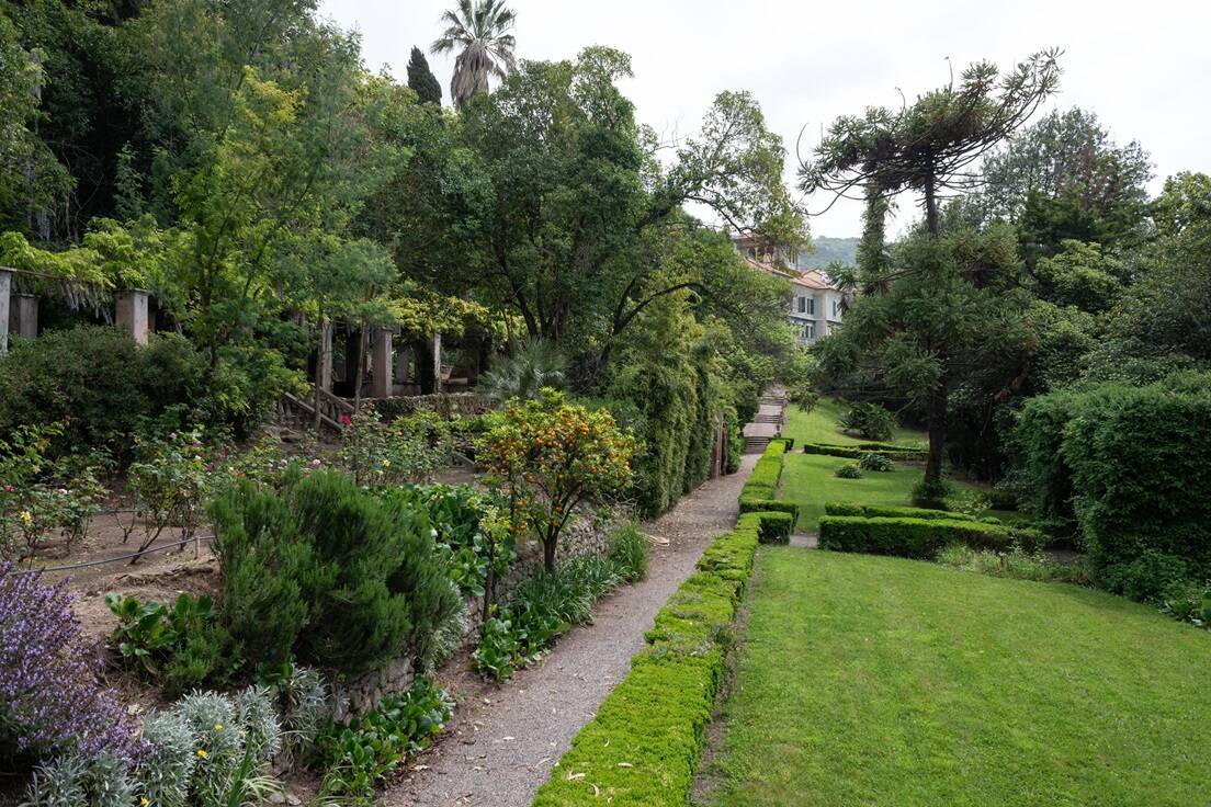 Il parco di Villa Rezzola (ph Davide Marcesini)