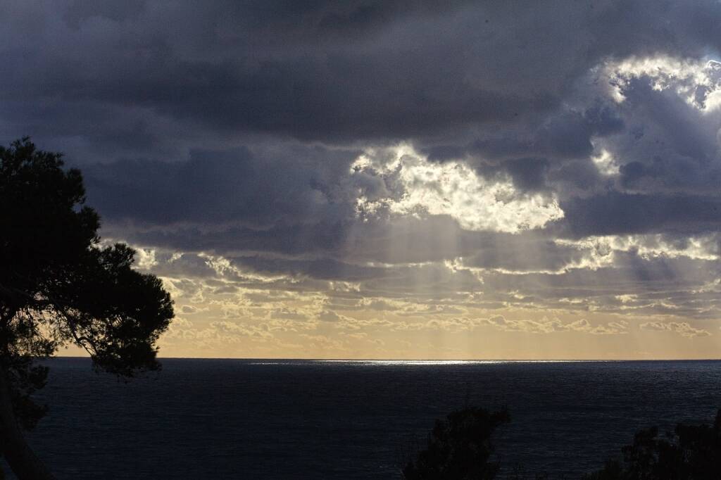 Mar Ligure, costa, mare, nuvole