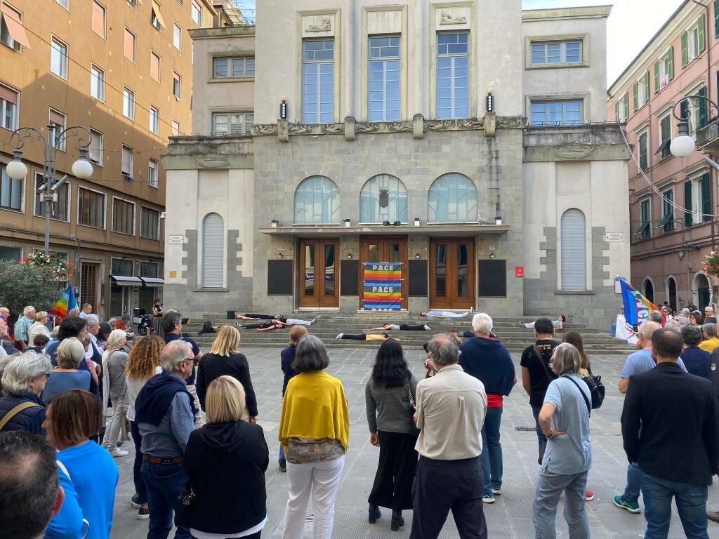 Presidio per la pace in piazza mentana