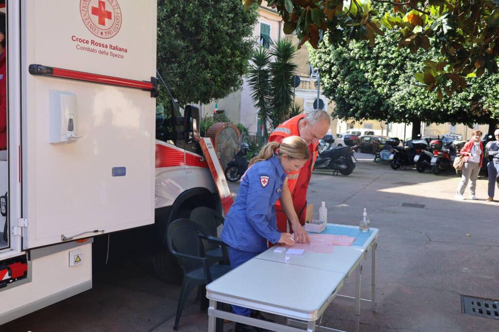 Ambulatorio mobile della Croce Rossa