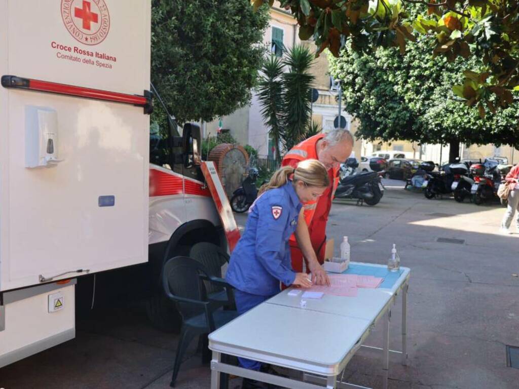 Ambulatorio mobile della Croce Rossa