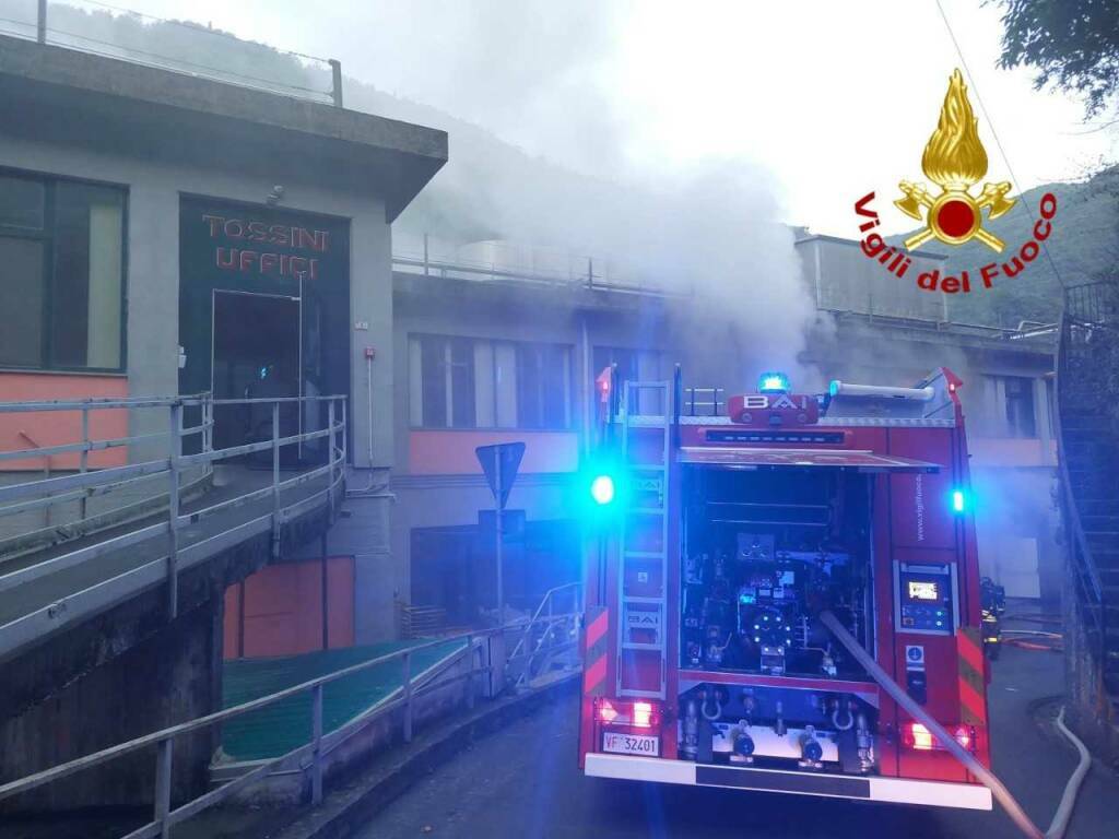 Incendio stabilimento Tossini