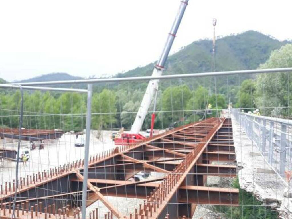 Lavori al ponte di Cavanella