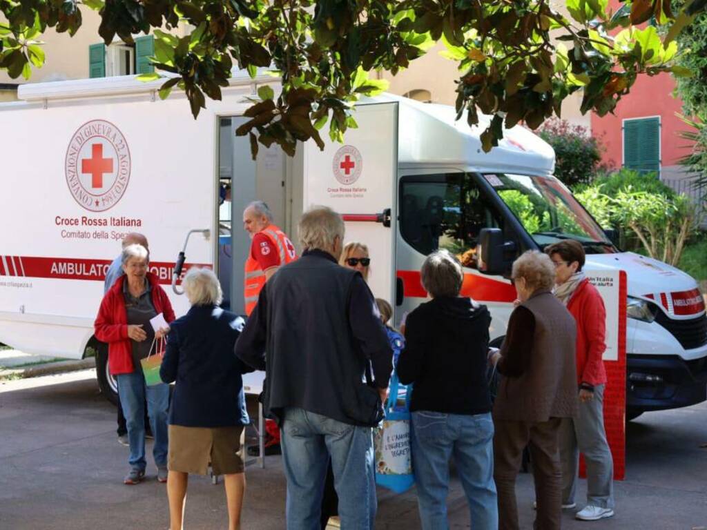 Visite gratuite Croce rossa Operazione donatella