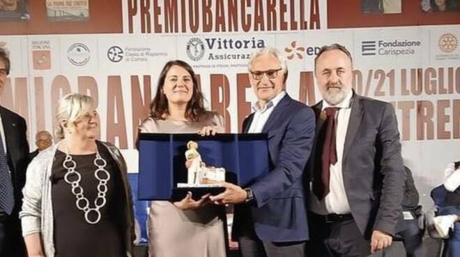 Aurora Tamigio ‘stravince’ il Premio Bancarella 2024 (foto: Fb Premio Bancarella - Walter Massari