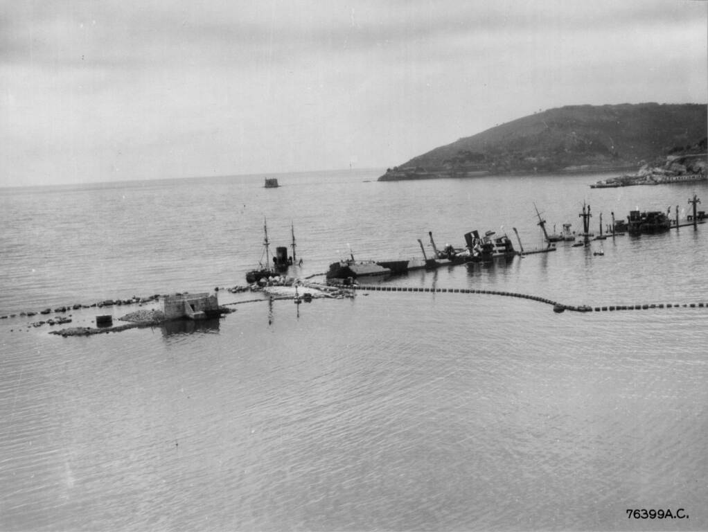 Gli effetti dei bombardamenti sul porto della Spezia, National Archives Records and Administration, Maryland, USA.