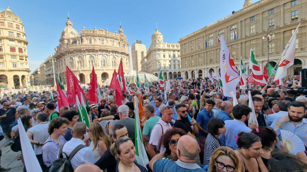 Manifestazione centrosinistra per dimissioni Toti