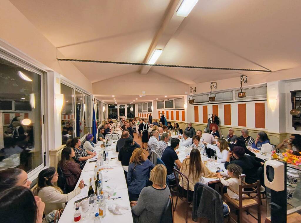 Cena con delitto al ristorante "La Gira"