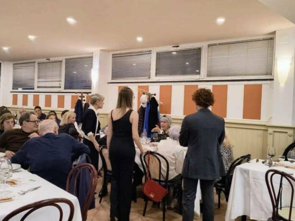 Cena con delitto al ristorante "La Gira"