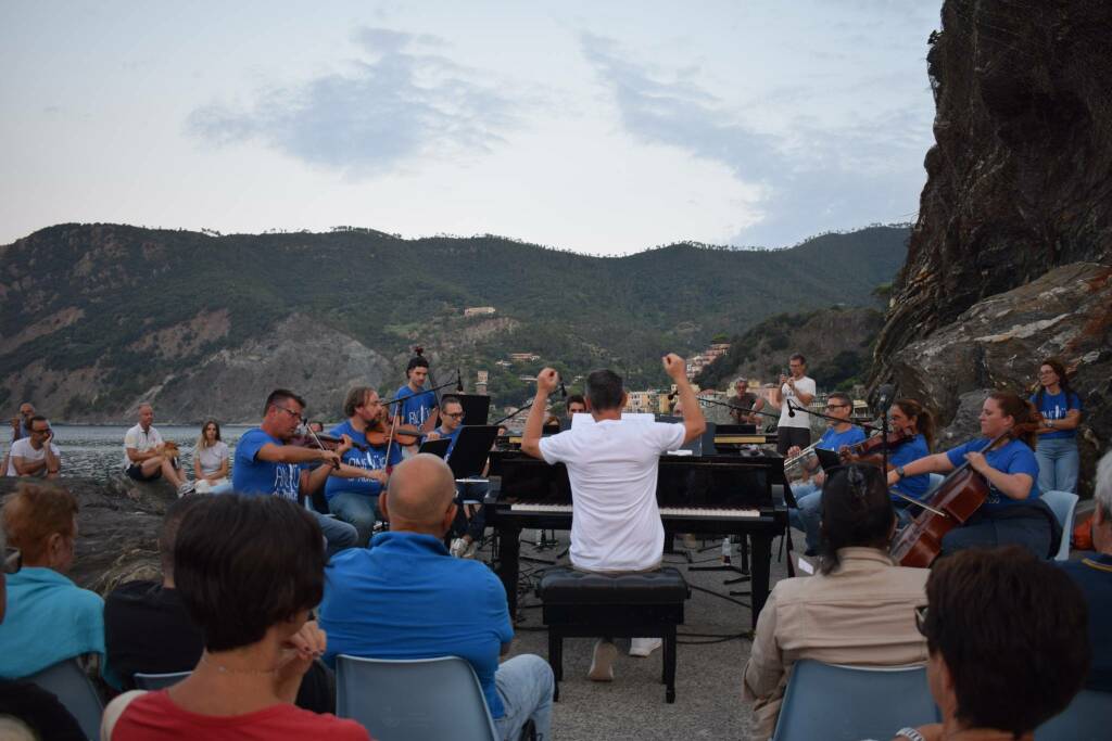 Concerto all'alba a Monterosso