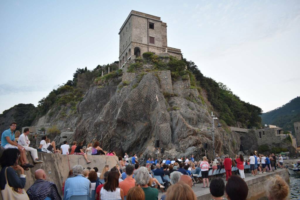 Concerto all'alba a Monterosso