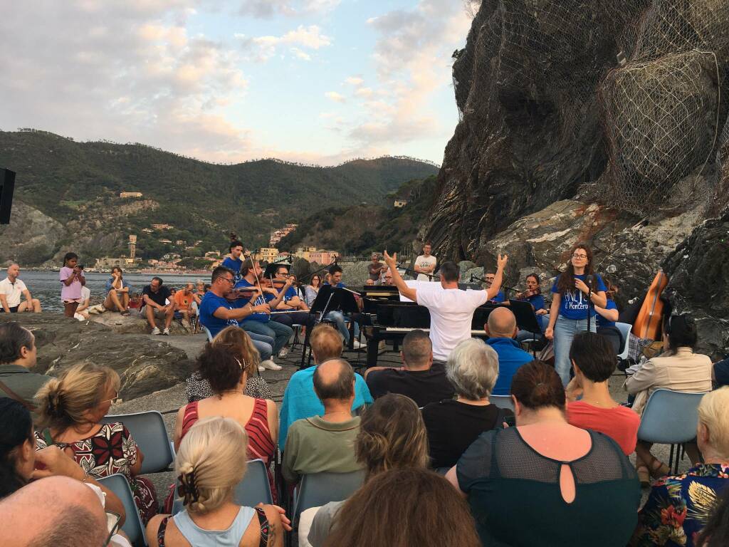 Concerto all'alba a Monterosso