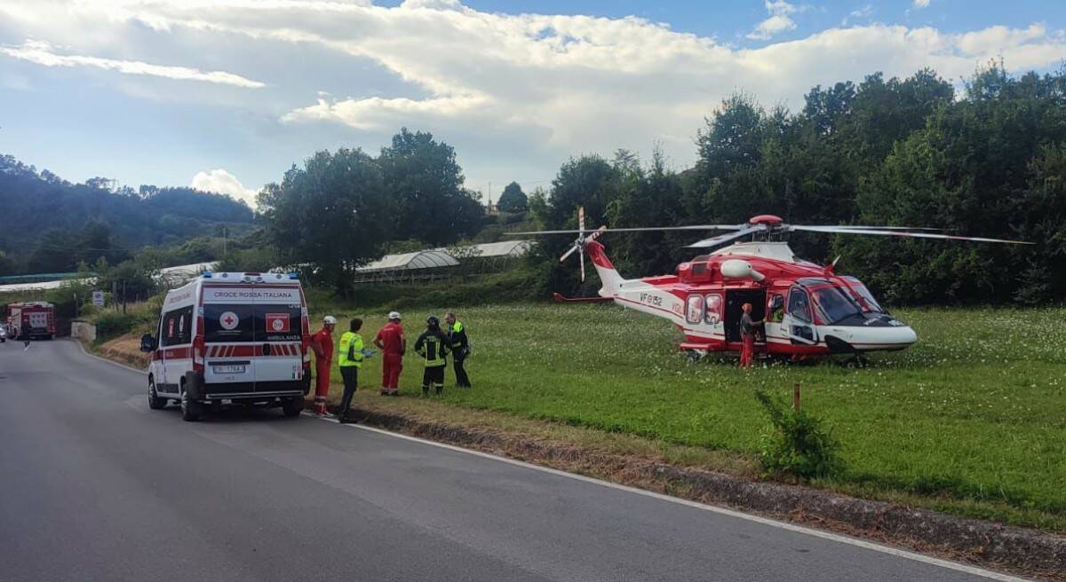 Sesta godano soccorso Croce rossa e Vigili del fuoco