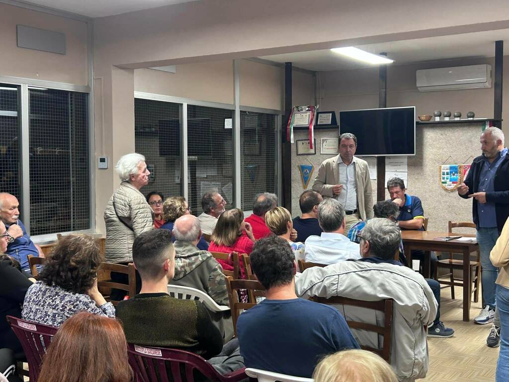 Assemblea alla bocciofila