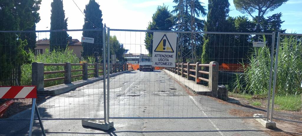 Chiusura ponte sul Calcandola