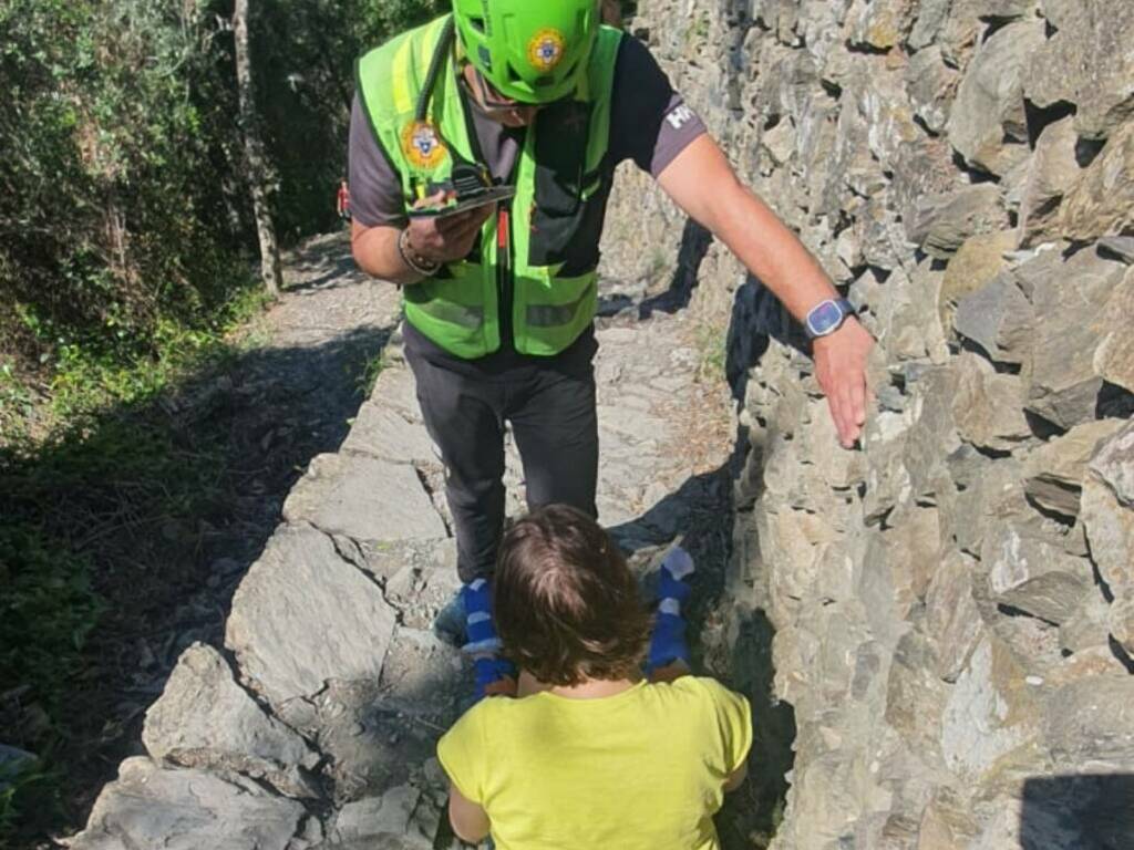 Distorsione e soccorso alpino alle Cinque Terre