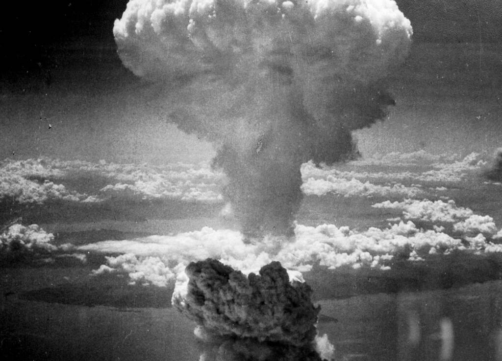 Esplosione della atomica a Nagasaki