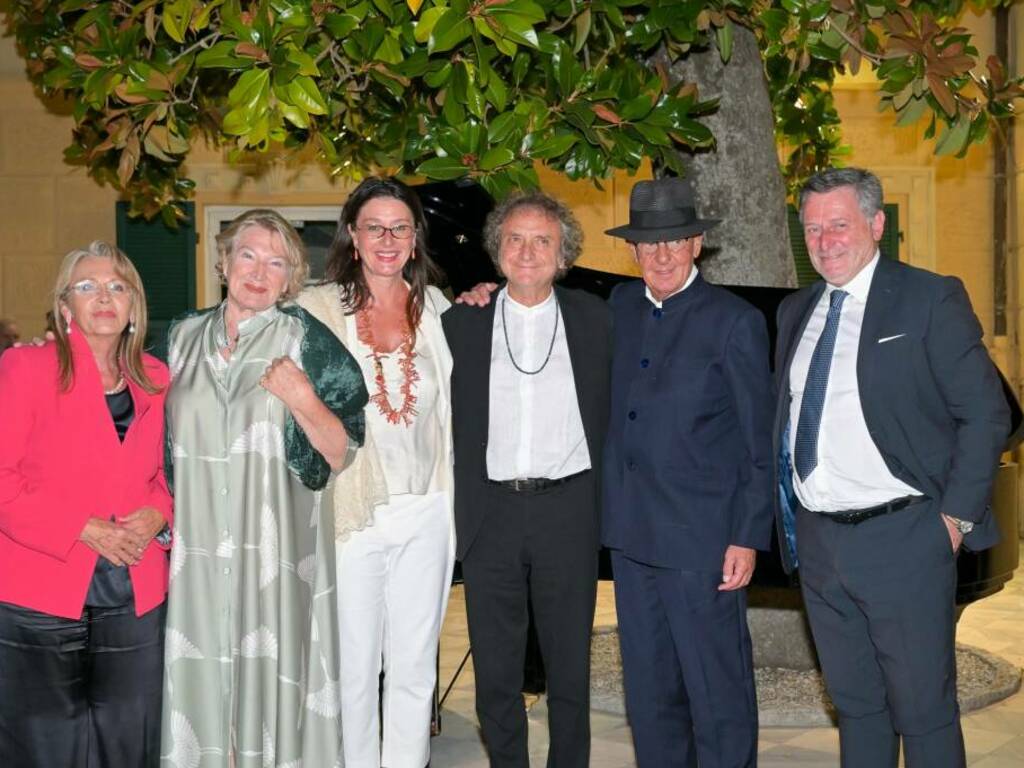 Premio LericiPea “alla carriera” a Roberto Mussapi 