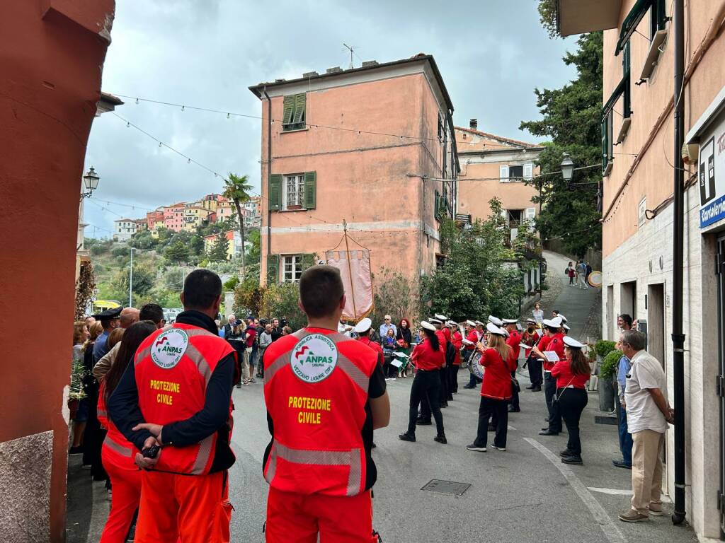 Pubblica assistenza Vezzano Ligure durante la Sagra dell'Uva